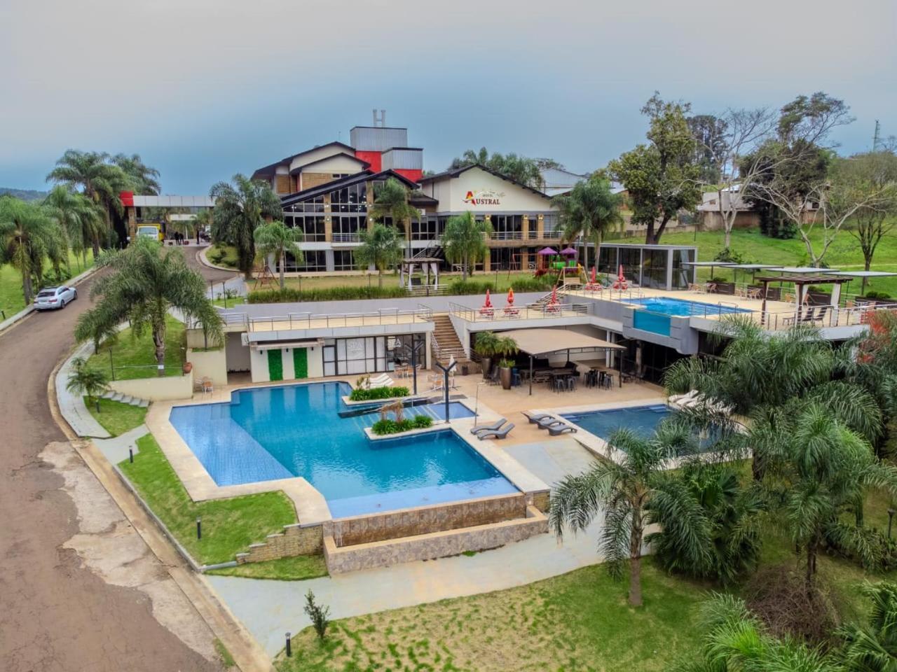 Austral Hotel Dos de Mayo 外观 照片