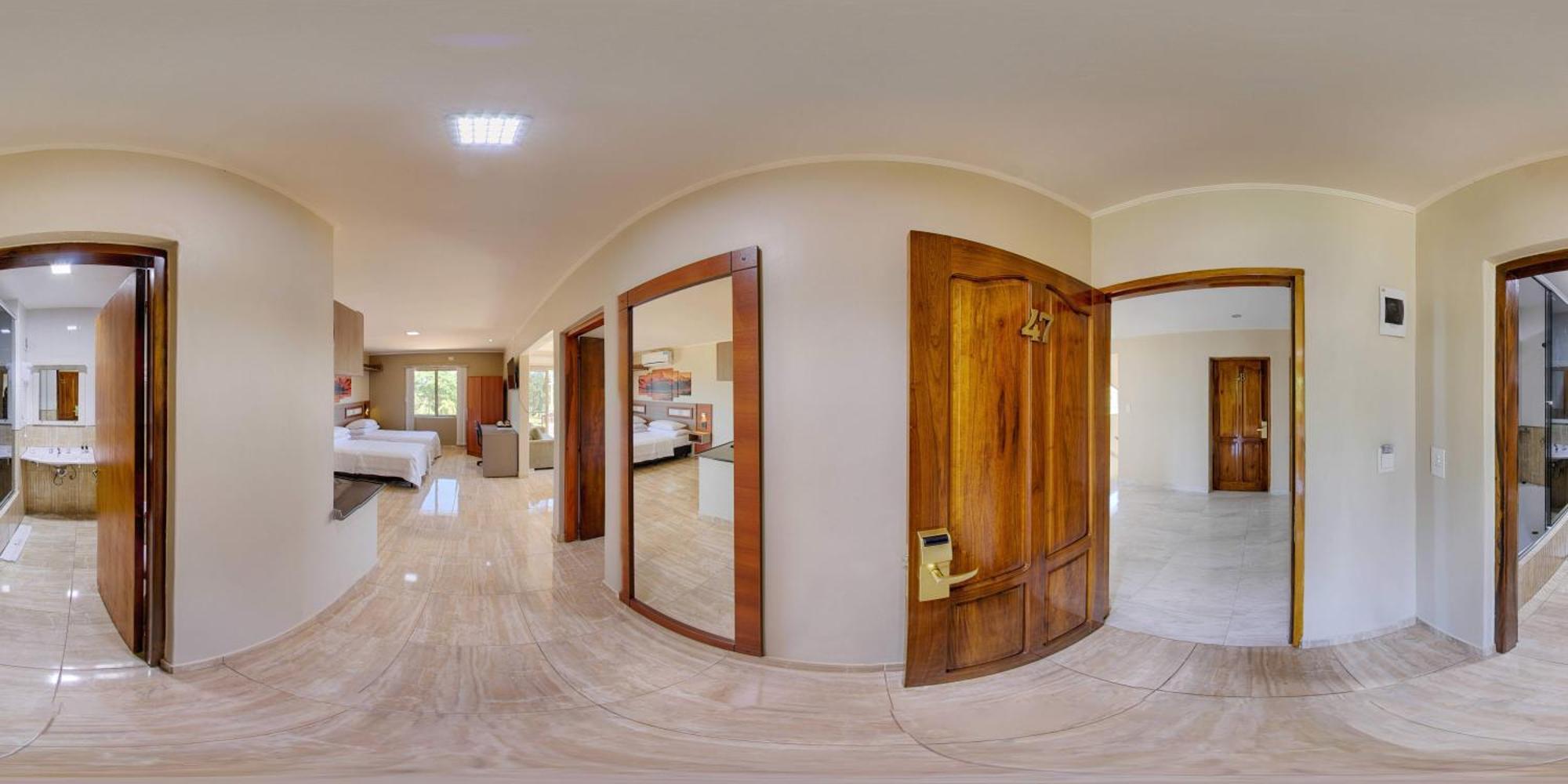Austral Hotel Dos de Mayo 外观 照片