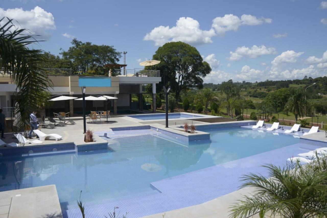 Austral Hotel Dos de Mayo 外观 照片